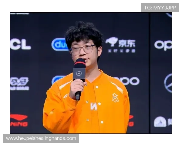 Hery雷克赛绕后开团Starry极致输出OMG上演团战教科书级团灭